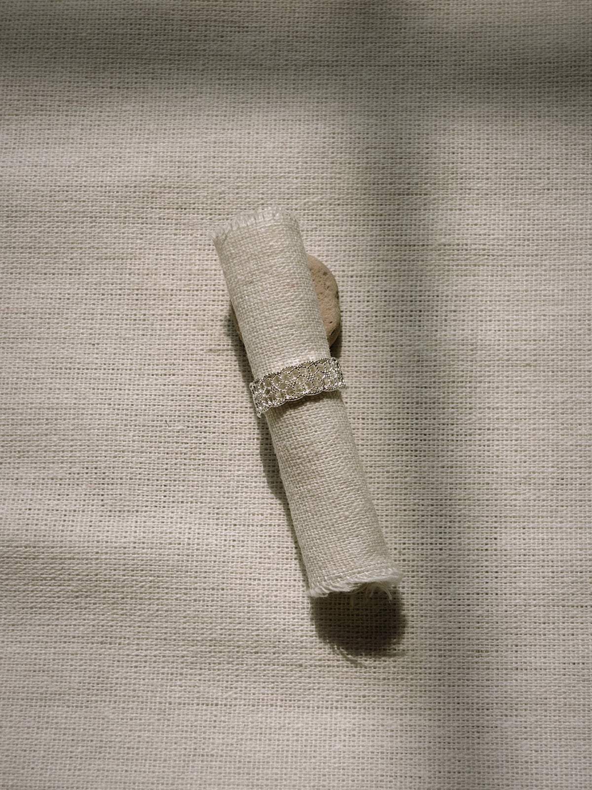 Hurely Vintage Floral Lace Ring 01